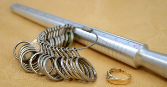 Découvrir sa taille de bague avec certitude : Nos conseils