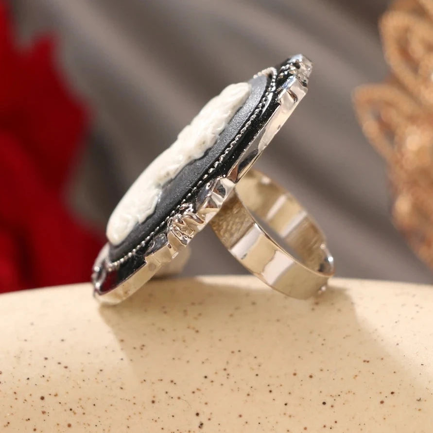 bague camée grand format de côté
