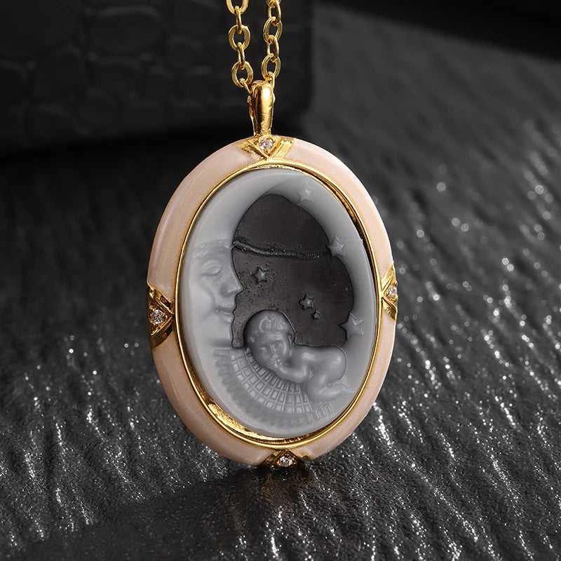 Collier et pendentif Camée onyx "Ange Lune" pour Femmes