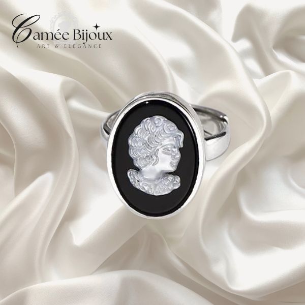Bague camée Portrait en onyx noir et argent sterling 925