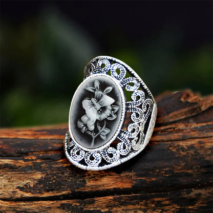 Bague camée papillon grise vintage pour femme