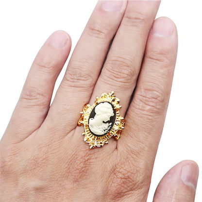 Bague Camée Lady Queen pour femme ( 6 couleurs au choix )